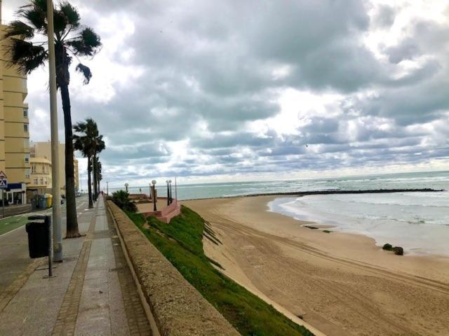Gatu Premium Duplex Confort Junto A La Playa, Wifi Y Aire Acc Cádiz Exterior photo